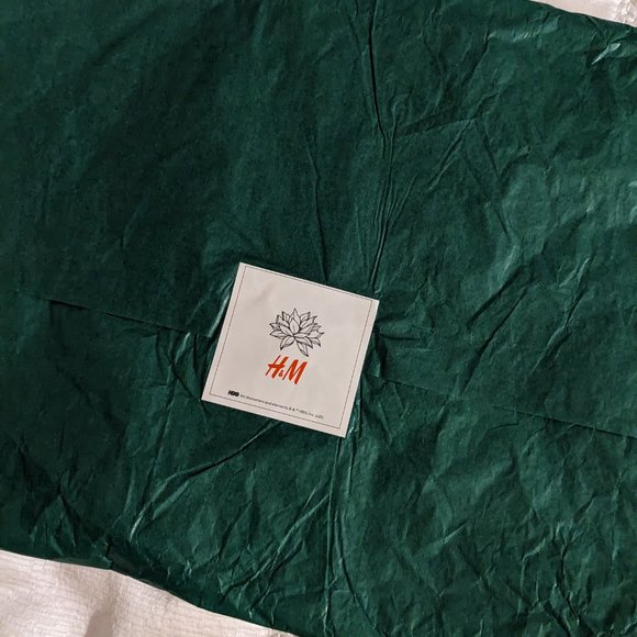 *LAST CHANCE* White Lotus x H&M patterned pants green and black NWT Size 4 - Picture 10 of 14